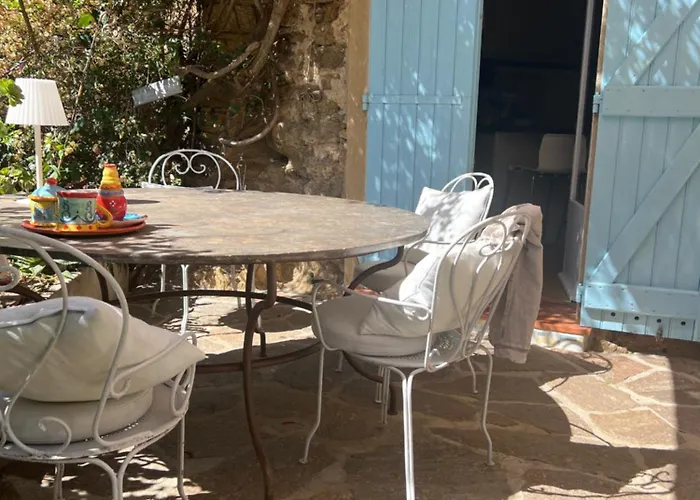 Maison De Vacances Medievale Bormes-Les-Mimosas Village